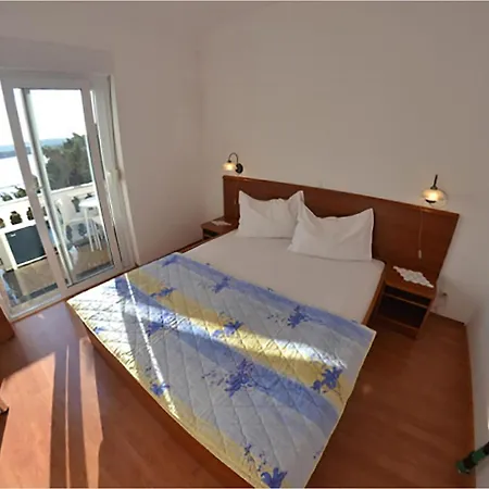1 Bedroom Lovely In * 투라니